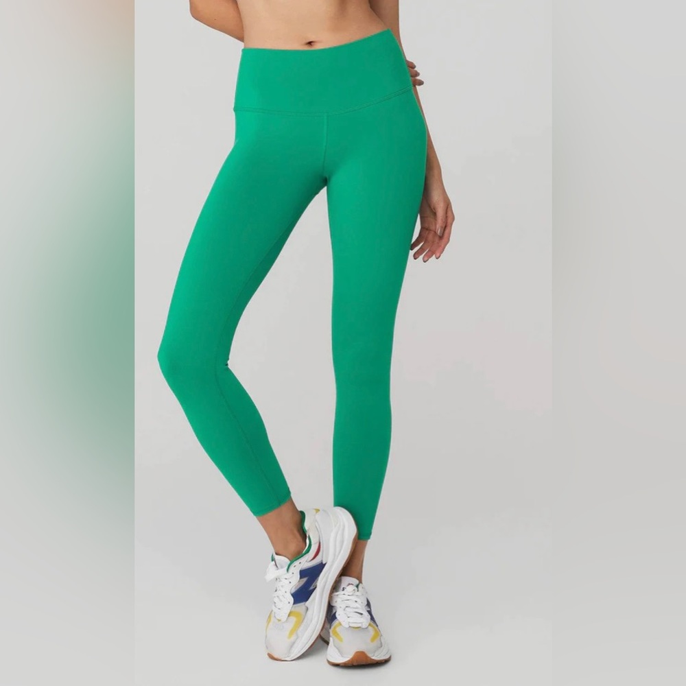 Alo Emerald Green 7/8 high waist airbrush legging. Brand new!